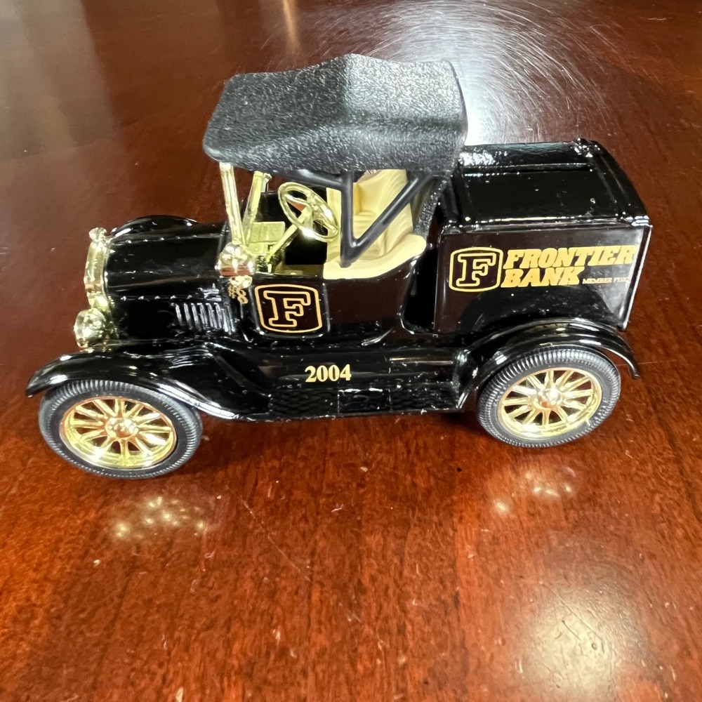 Ertl 1913 Ford Model T Runabout Bank Frontier Bank Limited Edition 2004 EUC - Picture 6 of 10